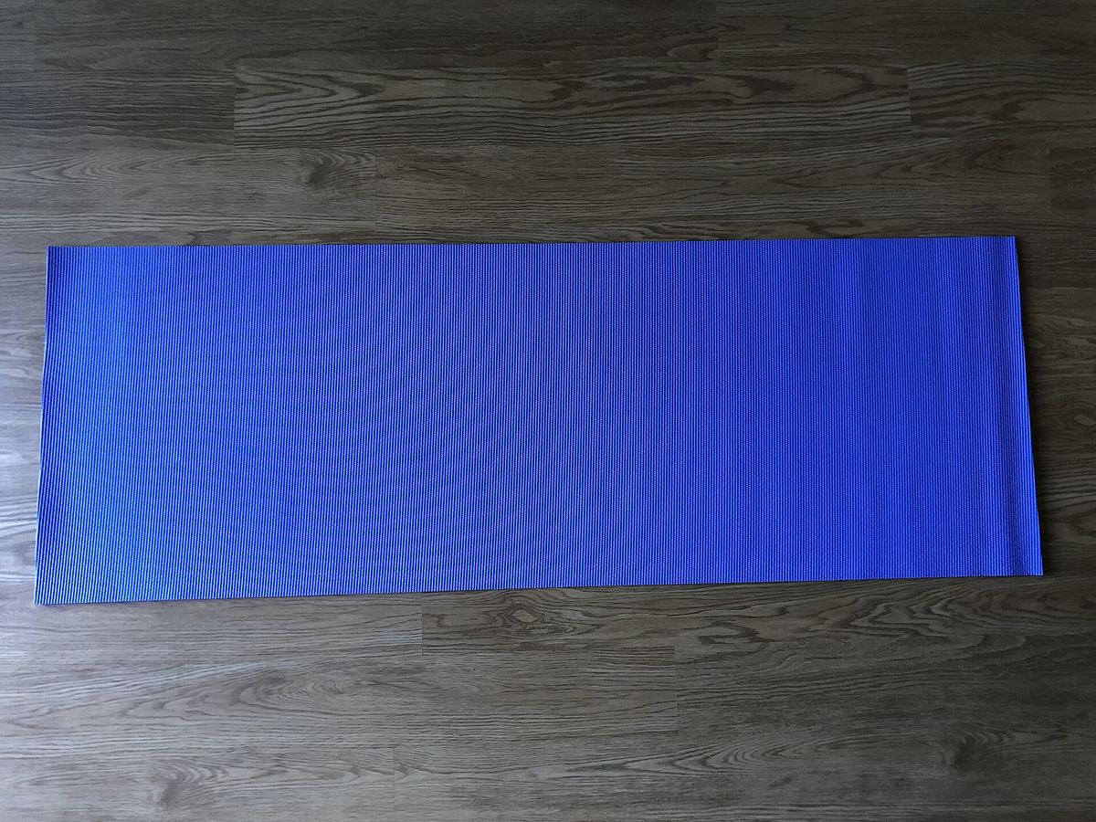Eine Gaiam-Yogamatte mit Muster: Die Marke ist für ihre große Designauswahl bekannt.